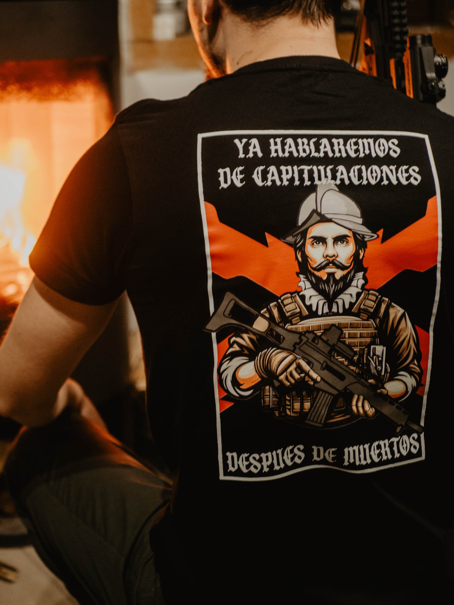 Camiseta “Después de Muertos” Civil Táctico x Bigote Táctico – Edición Colaboración