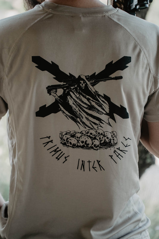 CAMISETA PRIMUS INTER PARES